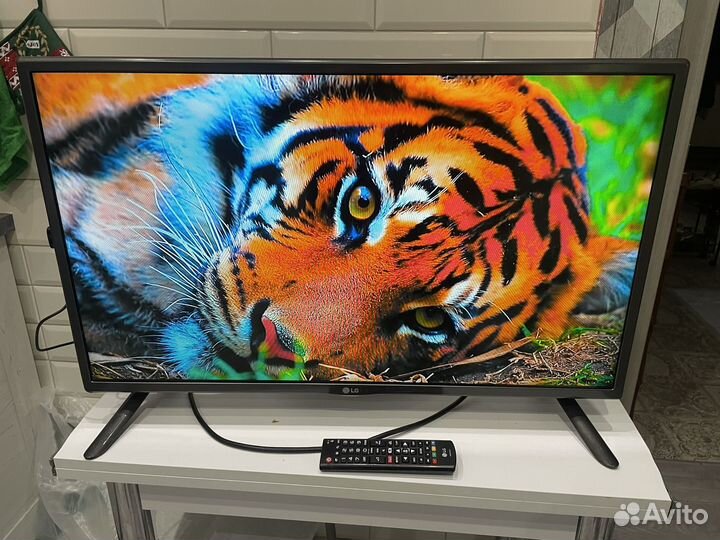 Телевизор lg 32 SMART tv