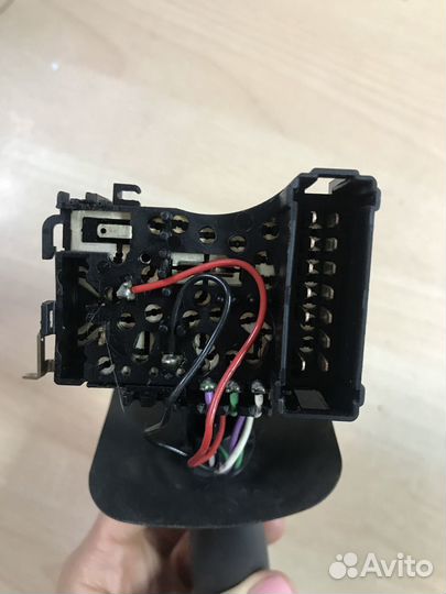 Световой переключатель Рено Дастер