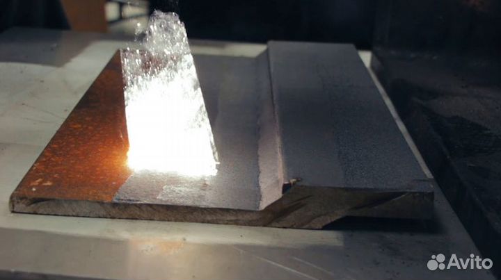 Лазерная очистка металла