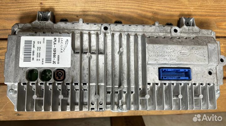 Щиток приборов (приборная панель) Range Rover