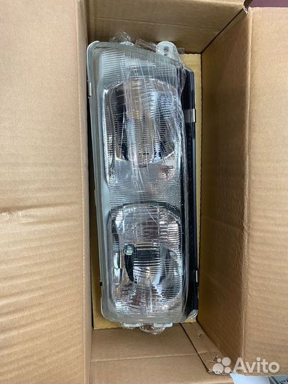 Фара левая Mitsubishi Galant 6