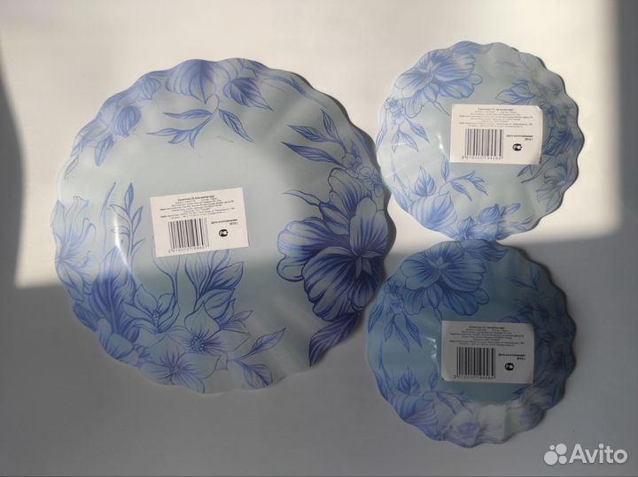 Тарелки салатники стеклянные новые набором