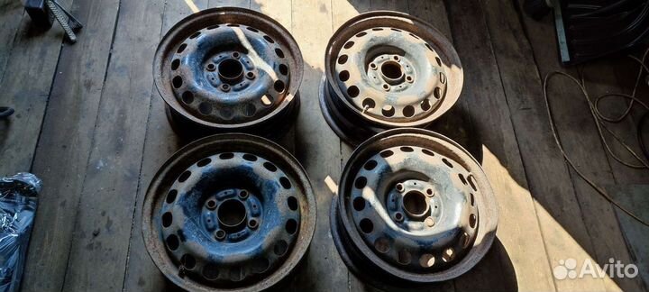 Диски штампованные r15 Mitsubishi Colt