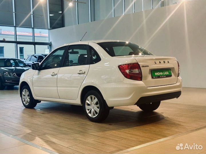 LADA Granta 1.6 МТ, 2023, 382 км