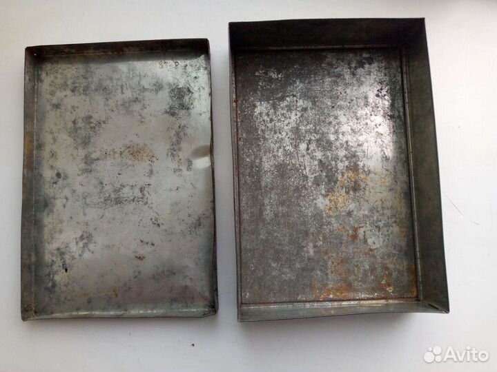Коробка. Жестяная.Старинная. Халва