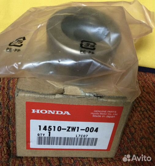 Ролик натяжителя ремня Honda BF75-90