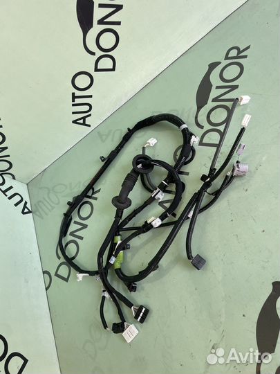 Проводка крышки багажника toyota rav4 xa50