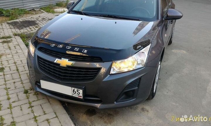 Дефлектор капота chevrolet cruze