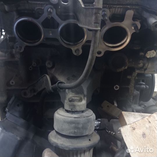 Двигатель на lexus GS300