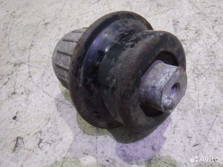 Подушка двигателя Лексус