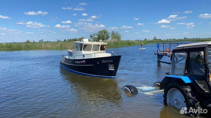 Прогулочные катер