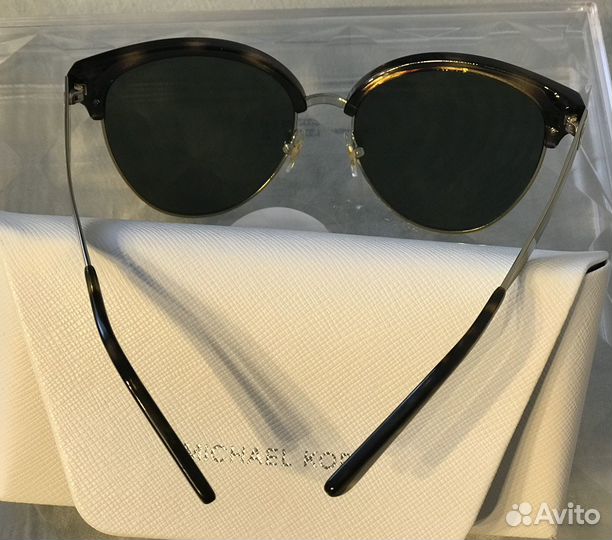 Солнцезащитные очки Michael Kors