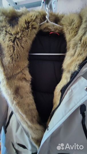 Продам новую зимнюю куртку