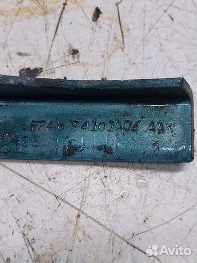 Молдинг задний правый Mercuri Sable 2 Ford Taurus