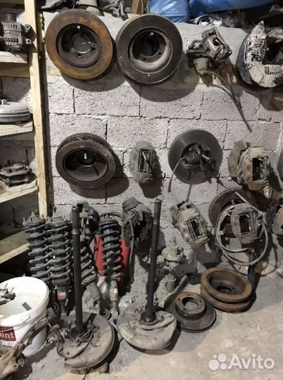 Разбор LC200 LX570