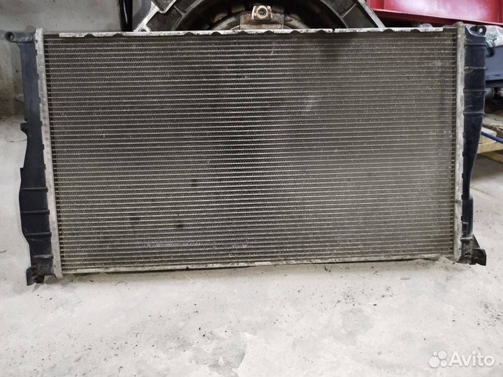 Радиатор основной BMW 3 E90/E91/E92/E93 6626835