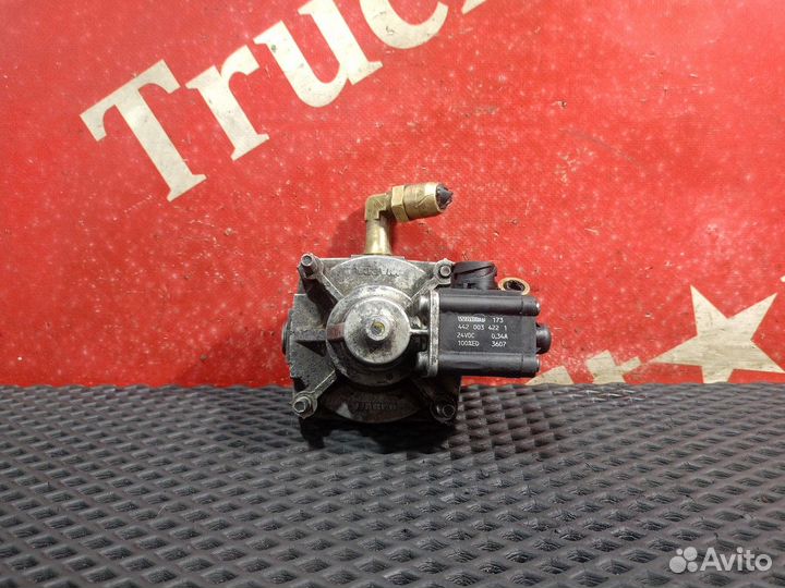 Клапан ускорительный