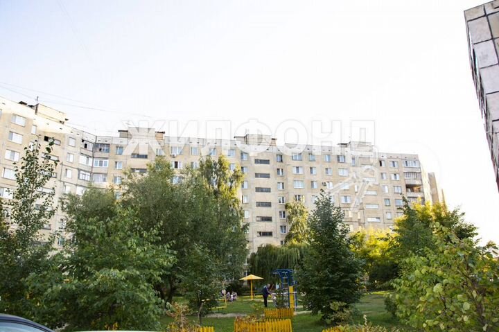2-к. квартира, 51 м², 1/9 эт.