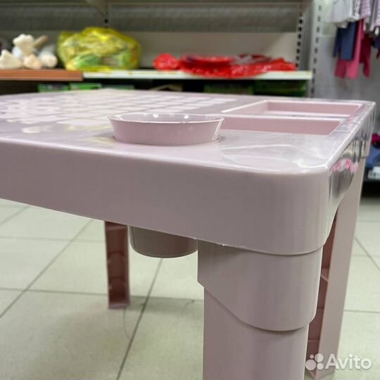 Детский столик