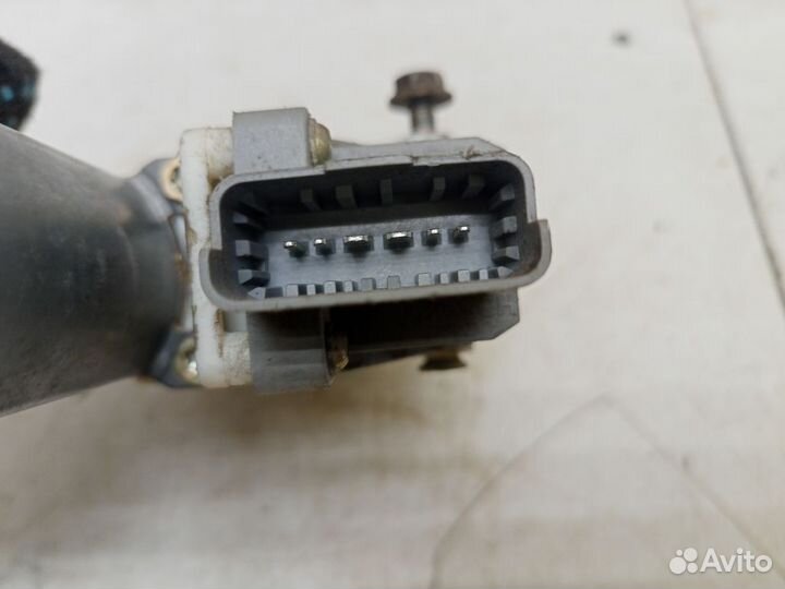 Моторчик заднего правого стеклоподъемника