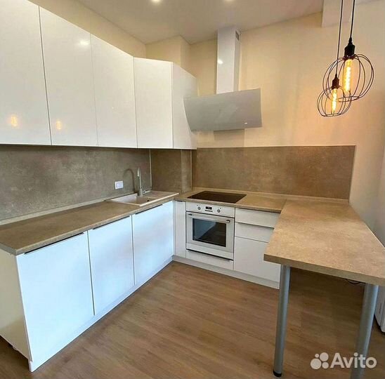 Кухня с техникой