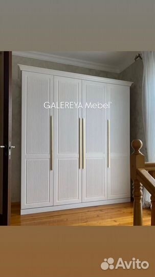 Шкафы распашные новые