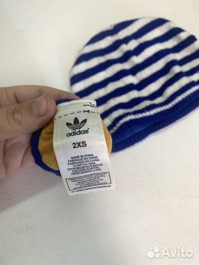 Демисезонный комплект шапка и перчатки