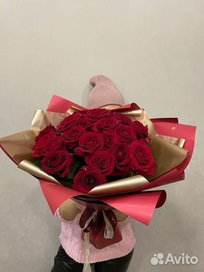 Букет цветов из красной розы