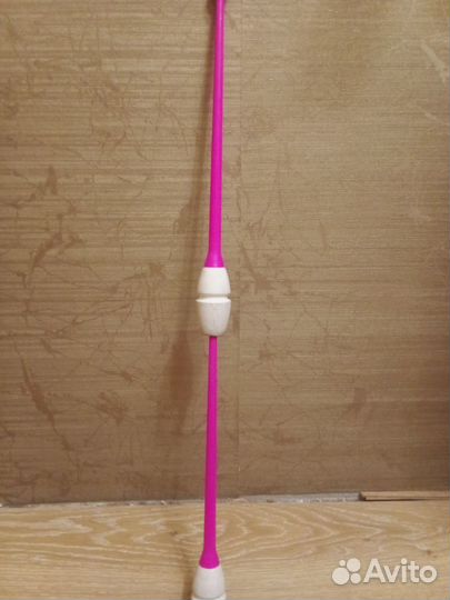 Булавы и мяч