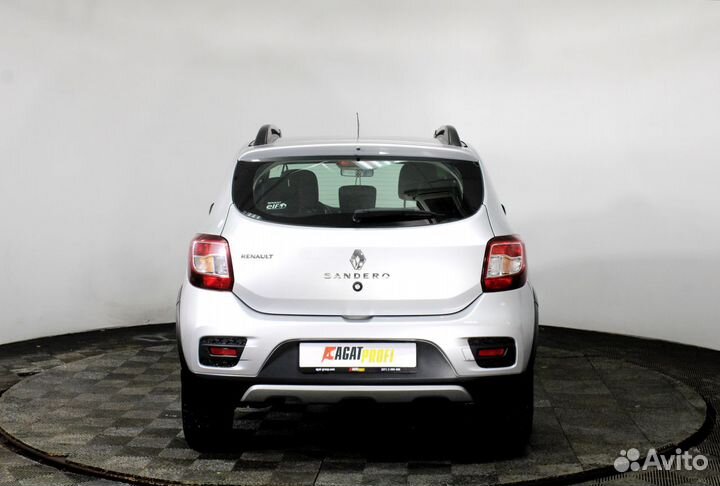 Renault Sandero Stepway 1.6 МТ, 2018, 68 000 км