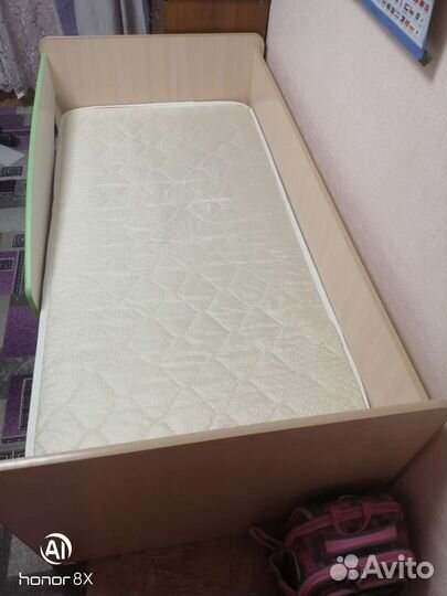 Детская кровать дельфин с матрасом