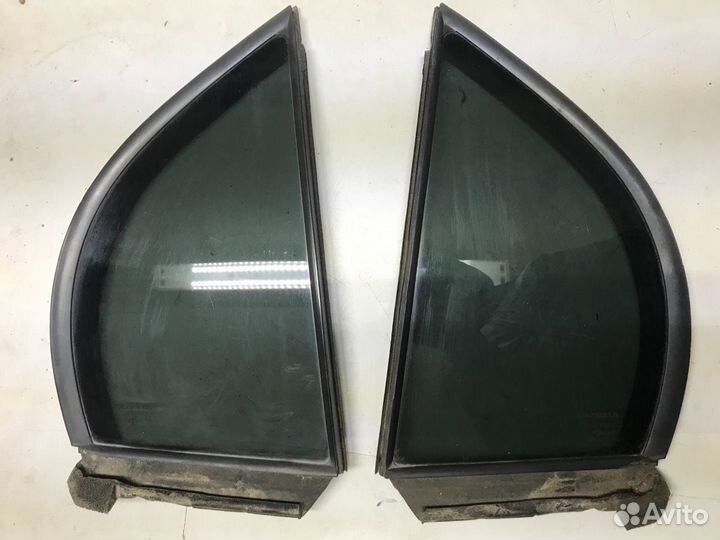 Задняя форточка, стекло Honda Civic ek3