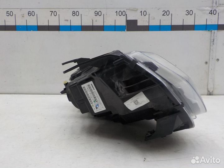 Фара левая Renault Duster