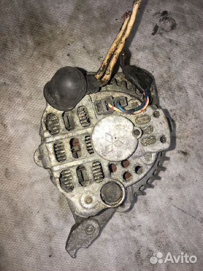 Генератор 3G83 Mitsubishi Minica H27A MD143480