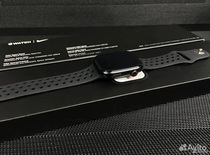 Часы apple watch 8 45 mm nike