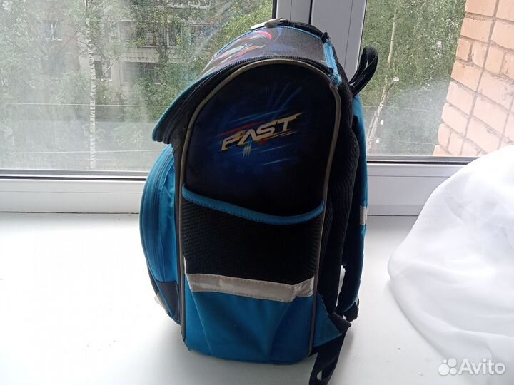 Школьный рюкзак