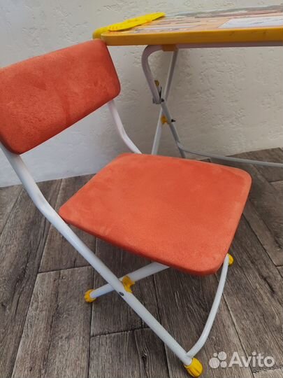 Детский стол и стул