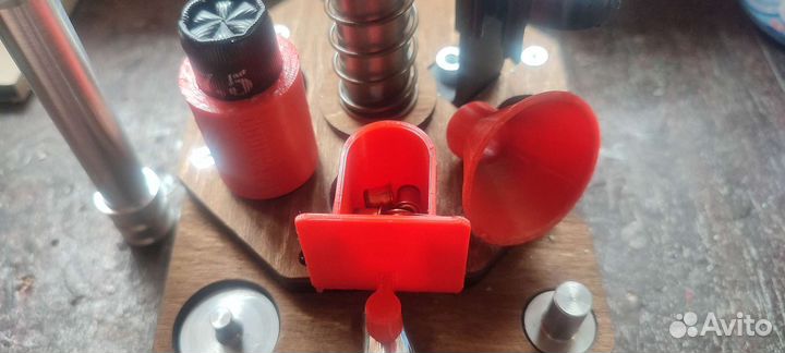 Бункер для стрелянных кнопок+воронка к Сварог