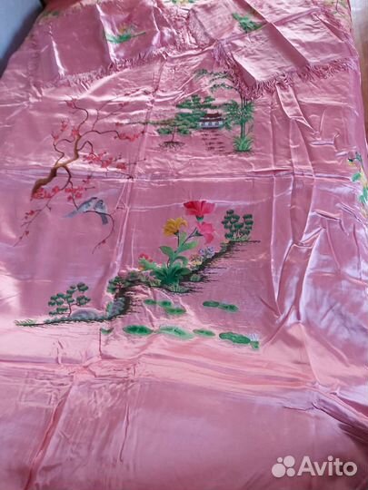 Покрывало+2 наволочки новые атласные Вьетнам