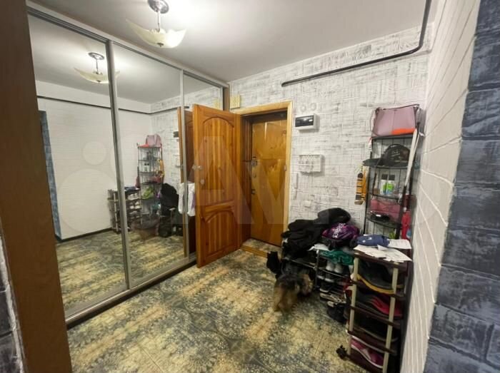 2-к. квартира, 83 м², 2/9 эт.
