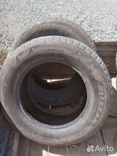 Bridgestone Blizzak DM-V2 285/60 R18
