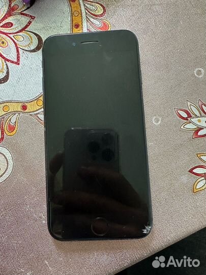 iPhone 8, 64 ГБ