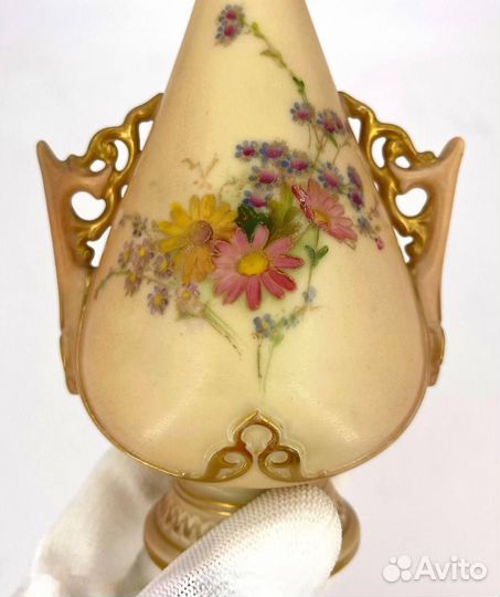 Старинная ваза 