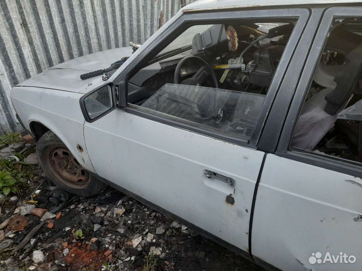 Капот на москвич 2141