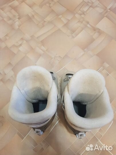 Горнолыжные ботинки женские 24.5