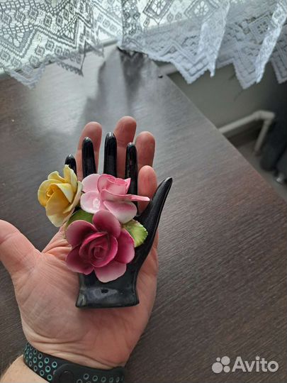 Цветы из фарфора