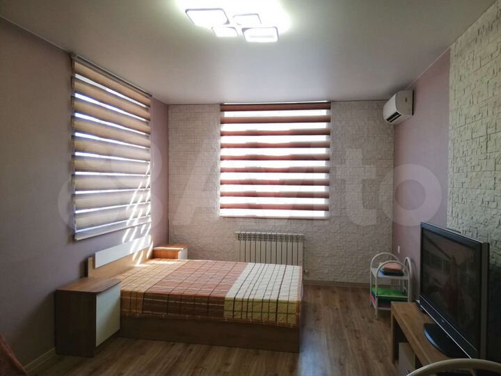 1-к. квартира, 42 м², 2/3 эт.