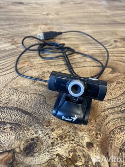 Веб-камера Genius