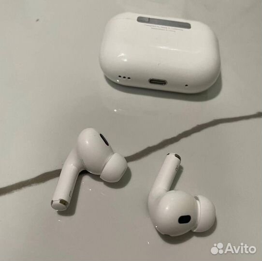 Airpods про 2