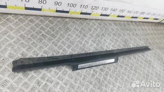 Накладка порога внутренняя правая mercedes benz R